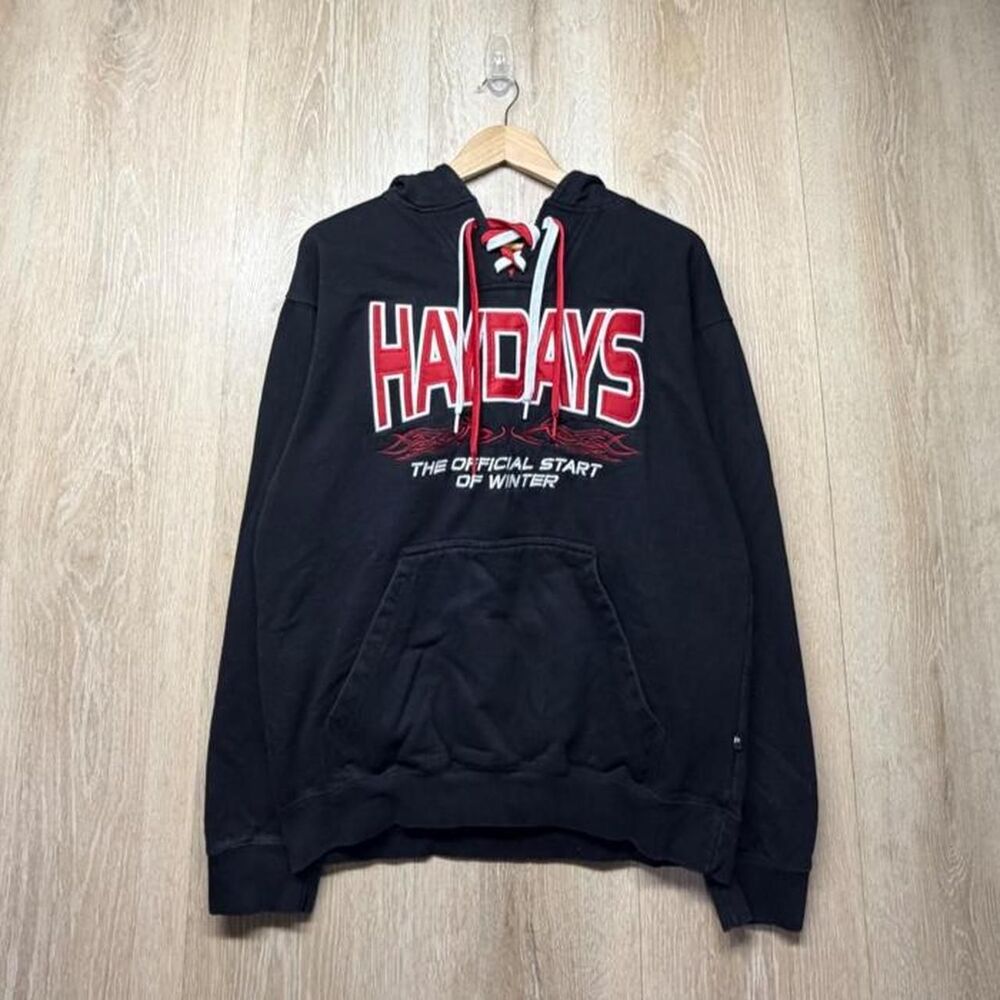 Pennant Men's Black and Navy Hoodie